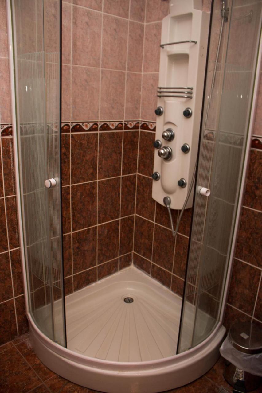 N&S Hotel Barlad Bîrlad Екстериор снимка